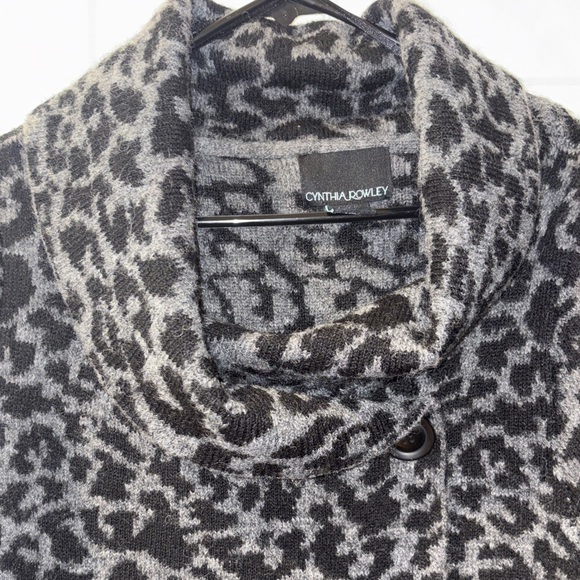 Cynthia Rowley Black and Gray wool blend Cowl Neck Sweater in animal print M - Picture 6 of 14